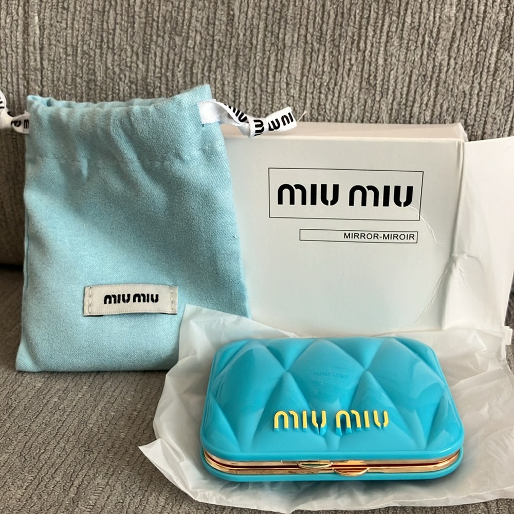 Miu miu mirror